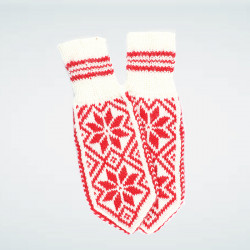 Moufles Selbu blanche étoiles rouges tricotées main