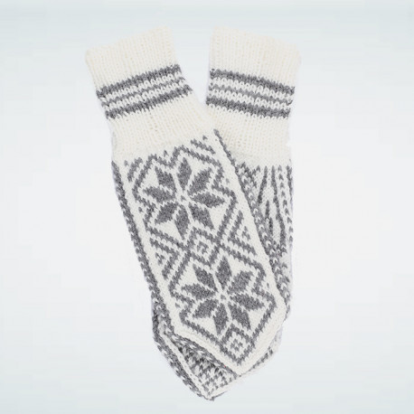 Moufles Selbu blanche étoiles grises tricotées main